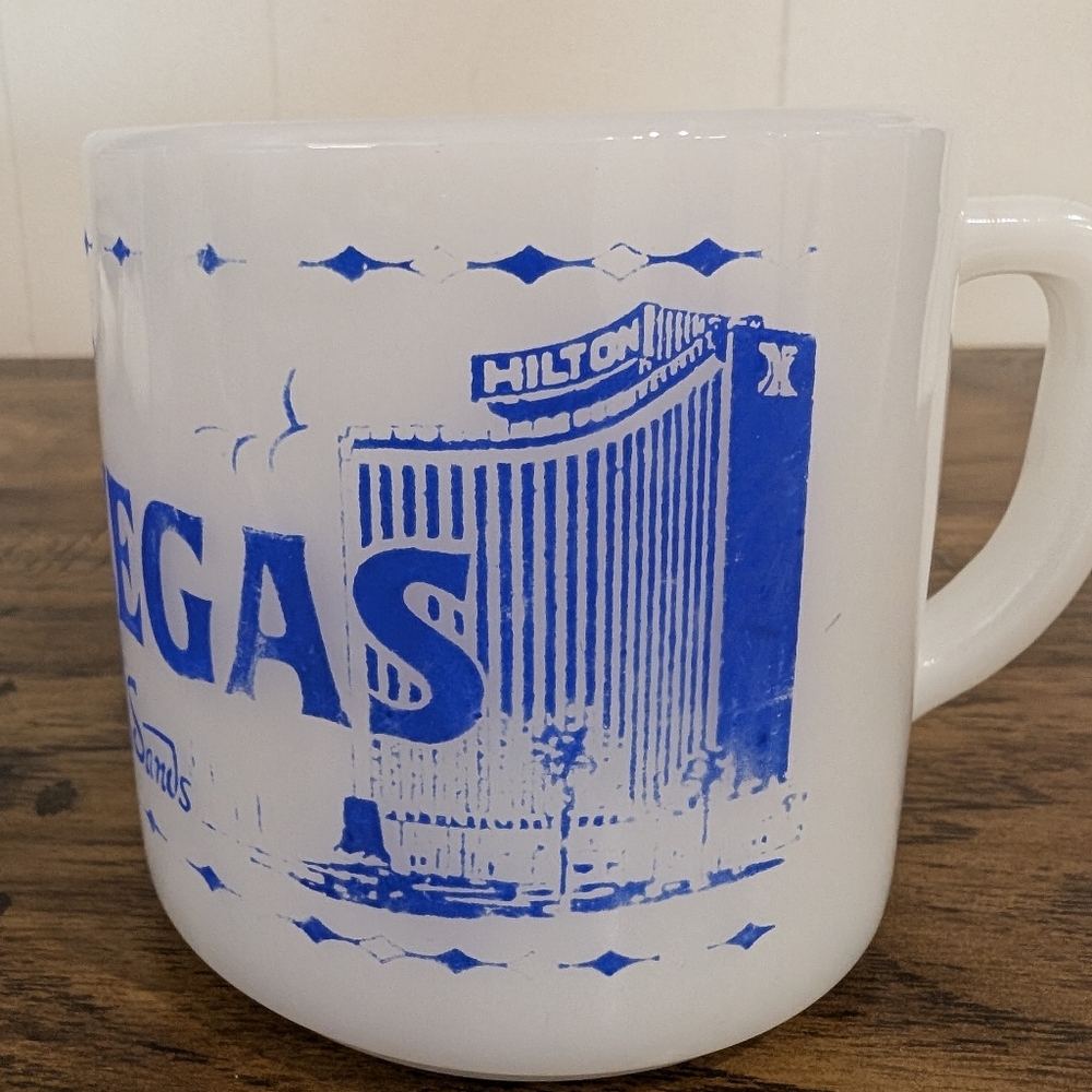 RARE Vintage Federal Milk Glass Mug Las Vegas Nevada NV Casino Center Mug Strip - Picture 4 of 10